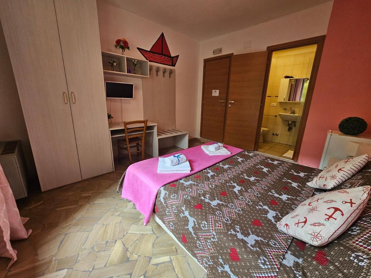 Ca Dei Fiori 1 Venezia Panzió Mestre Kültér fotó
